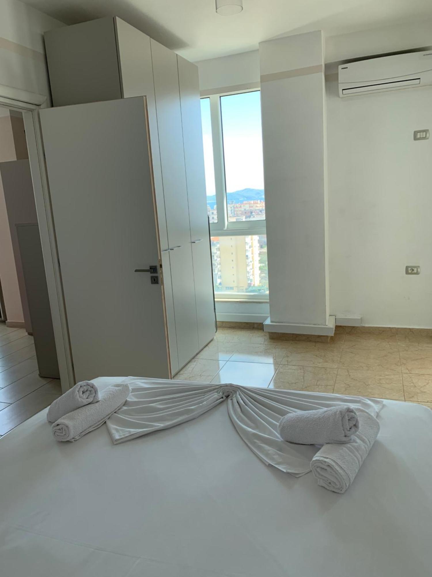 Guest - Sea Breeze Apartments Sarande Exterior photo